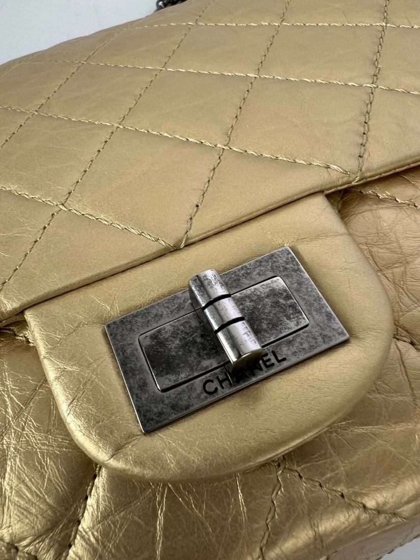 Chanel Metallic Aged Calfskin 2.55 Reissue 227 Double Flap Pale Gold - 15