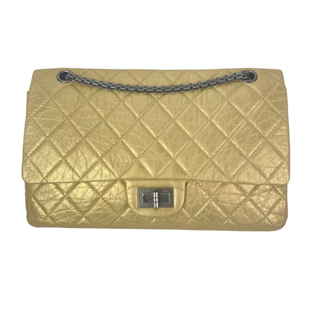 Chanel Metallic Aged Calfskin 2.55 Reissue 227 Double Flap Pale Gold: Title: Chanel Metallic Aged Calfskin 2.55 Reissue 227 Double Flap Pale Gold Description: Pre-Owned 100% Authentic Chanel Metallic Aged Calfskin Quilted 2.55 Reissue 227 Double Flap Pale Gold Shoulder