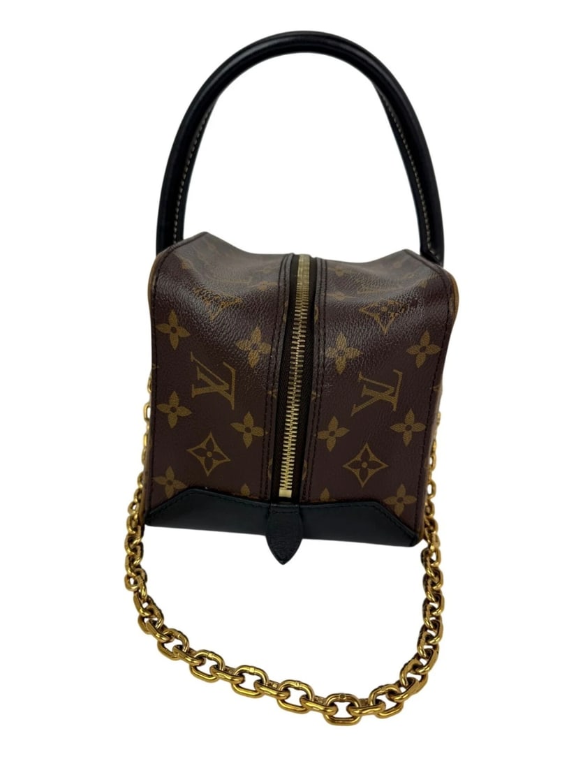Louis Vuitton Reverse Monogram Square Shoulder Hand Bag - 2
