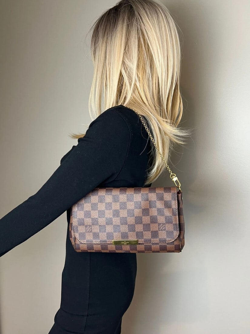 Louis Vuitton Favorite MM Damier Ebene Crossbody Bag - 15