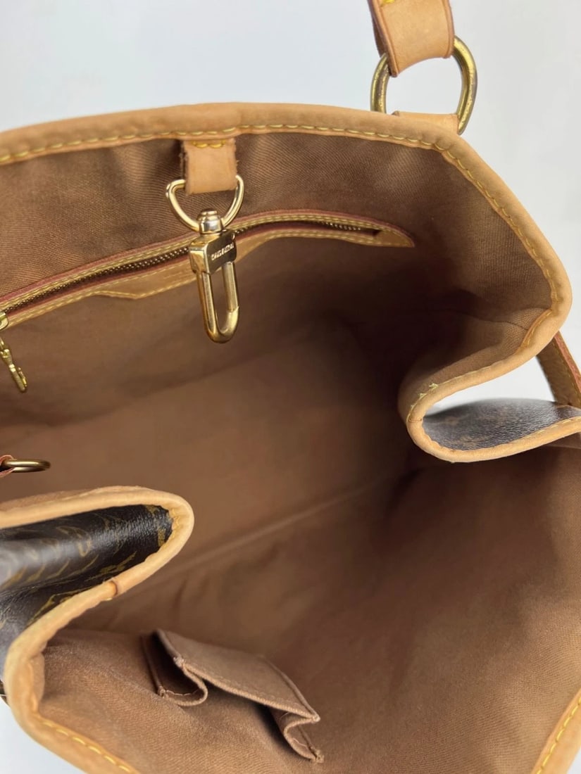 Louis Vuitton Batignolles Vertical Monogram Vintage Shoulder Bag - 10