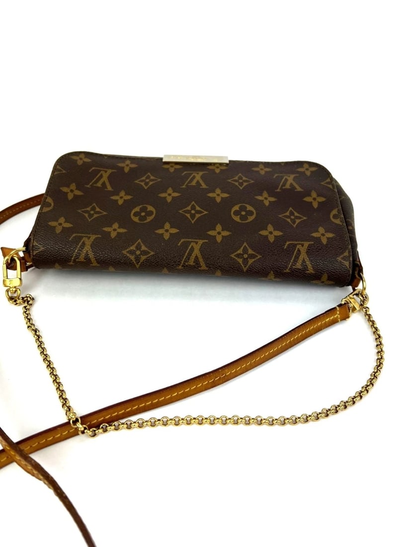 Louis Vuitton Favorite MM Monogram Crossbody Bag - 7