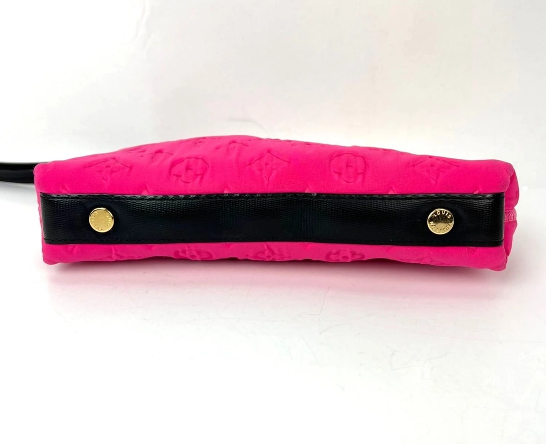 Louis Vuitton Scuba Fuchsia Pochette Wristlet or Clutch Bag LIMITED ED - 4