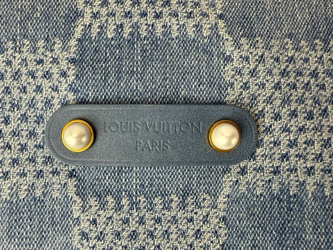 Louis Vuitton Damier Denim Vagabond hobo Handbag - 9