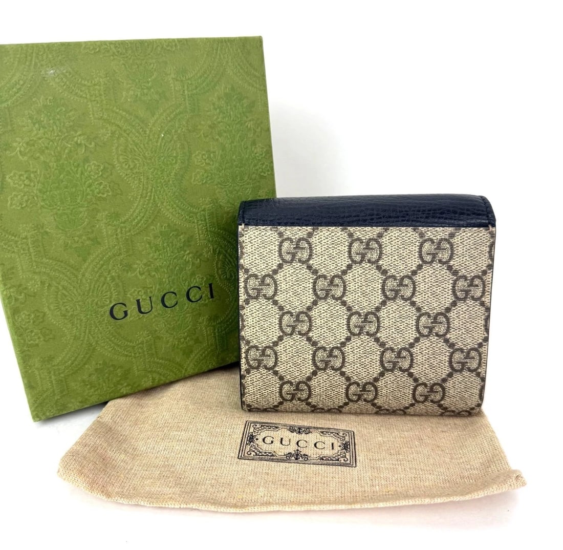 Gucci GG Supreme Compact Black Leather Wallet - 2