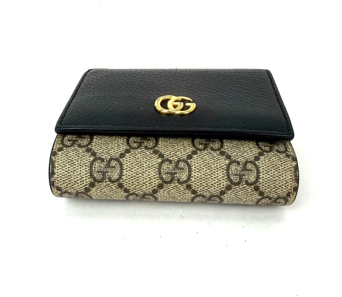 Gucci GG Supreme Compact Black Leather Wallet - 3