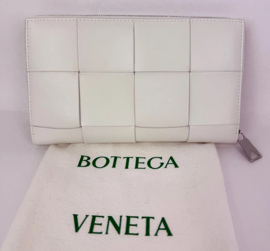 Bottega Veneta Intrecciato Leather White Cassette Zip Around Wallet - 2