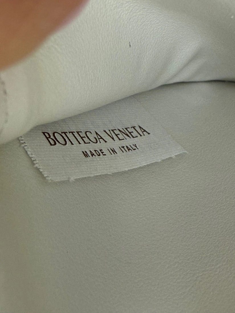 Bottega Veneta Intrecciato Leather White Cassette Zip Around Wallet - 6