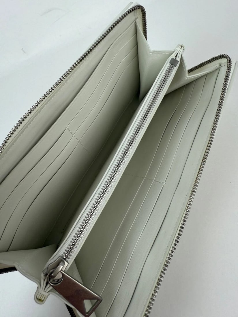 Bottega Veneta Intrecciato Leather White Cassette Zip Around Wallet - 9
