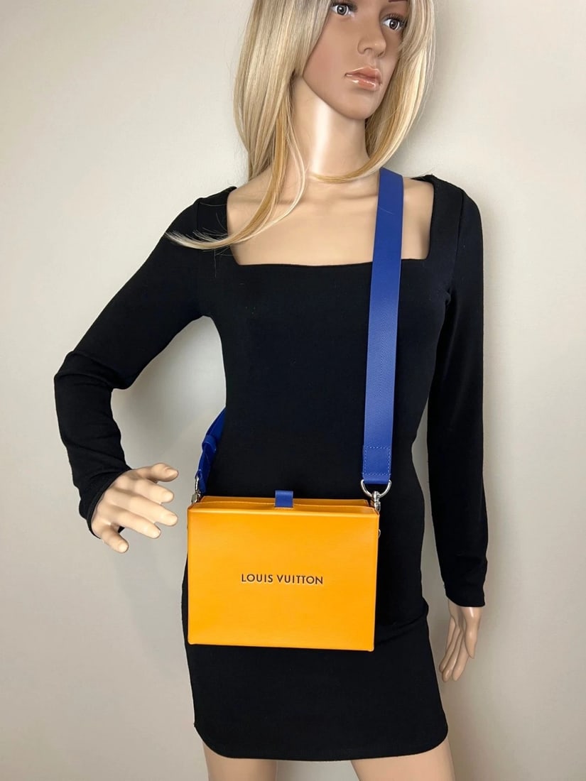 Louis Vuitton Shopper Clutch Leather Orange Clutch Crossbody Bag - 11