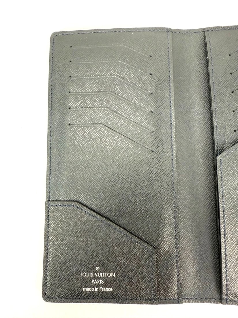 LOUIS VUITTON Taiga Brazza Long Bifold Dark Blue Leather Wallet - 5