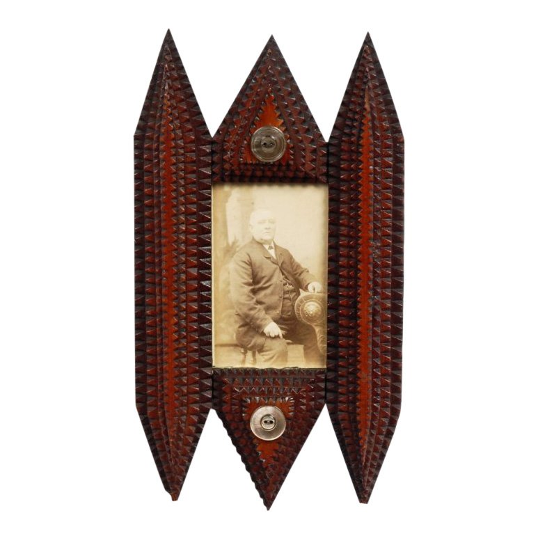 Tramp Art Frame with Points (1 of 3)