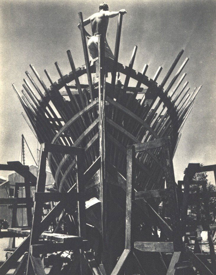 Edward Weston: Ship Building (1 of 1)