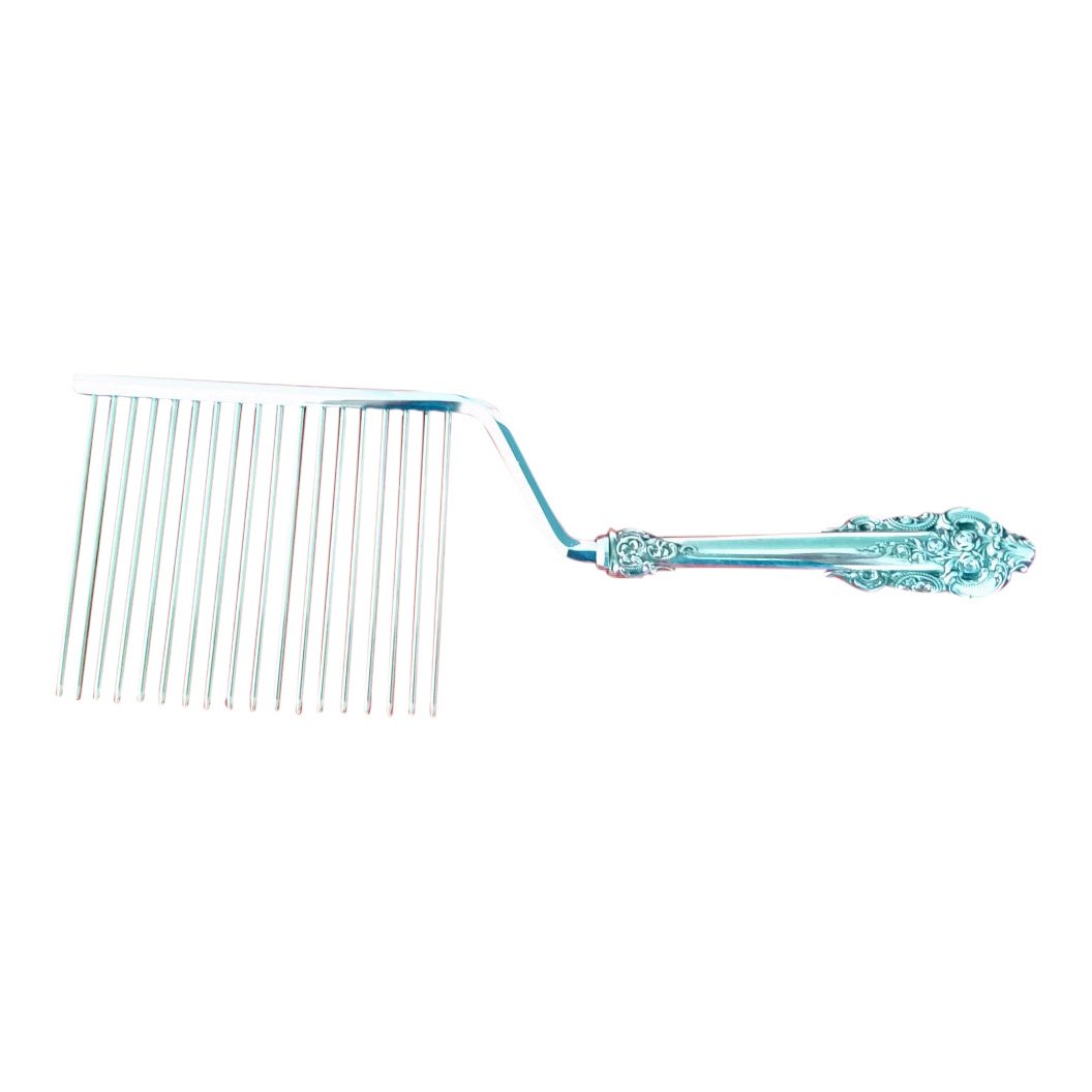 Grande Baroque by Wallace Sterling Cake Breaker (1 of 5)