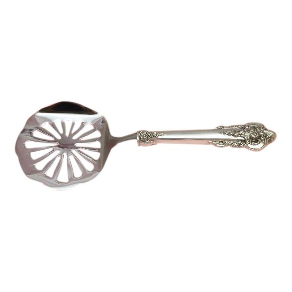 Grande Baroque by Wallace Sterling Tomato Server (1 of 2)