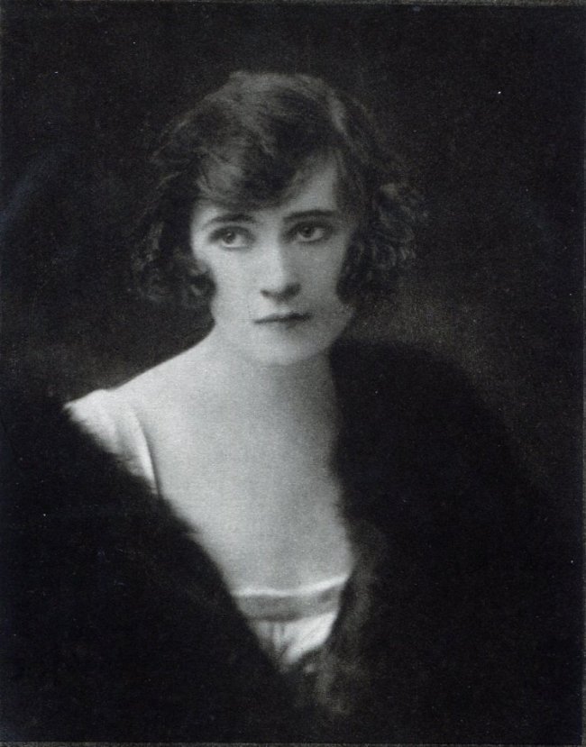 E O Hoppe: Miss Grace D'Arcy - Ireland (1 of 1)