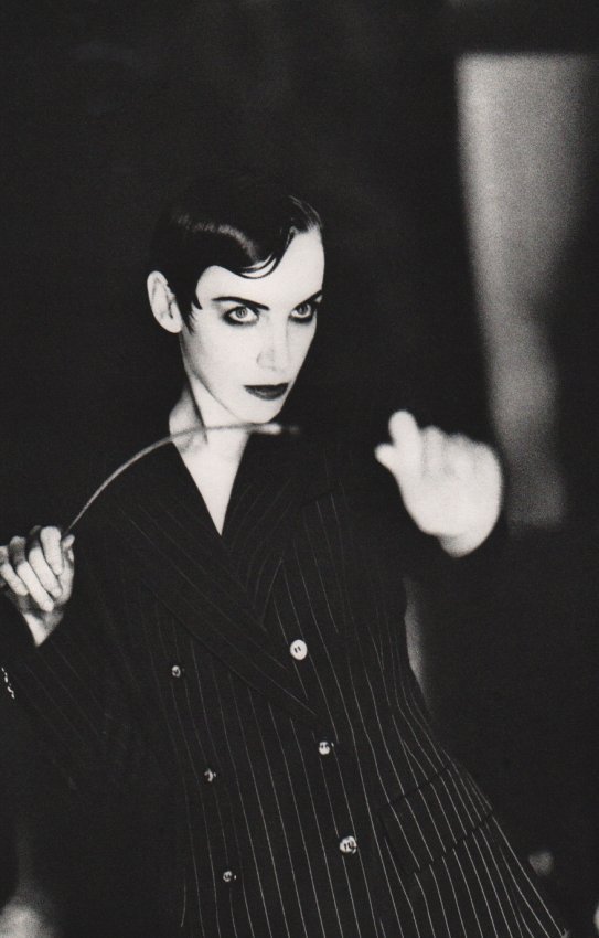 Ellen Von Unwerth: Annie Lennox: Medium: Sheet-fed Copperplate Gravure (on uncoated paper) Printed in Japan Date: 1995 Image Size: 9 x14 inches Ellen Von Unwerth is a German born photographer best known for photos of erotic femininit