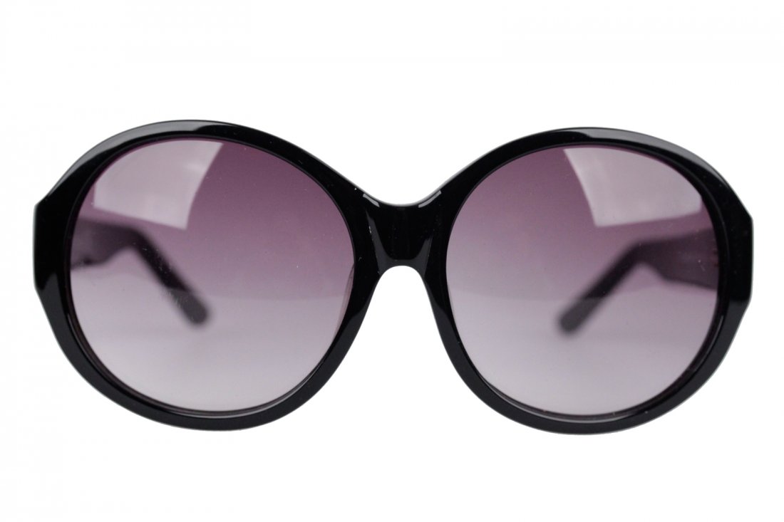 Romeo Gigli Black Oversized Sunglasses (1 of 7)