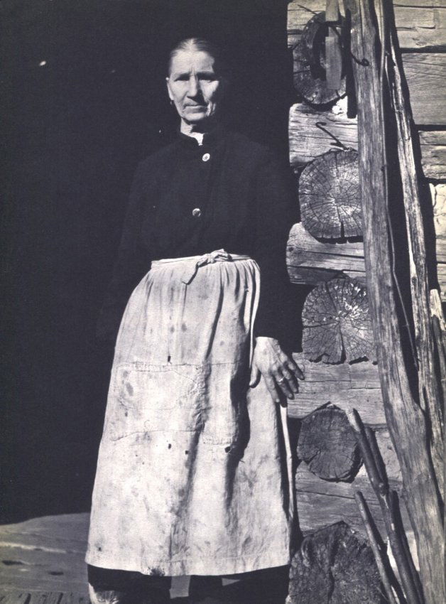 Arthur Rothstein: FSA Photo, Woman on Porch (1 of 1)