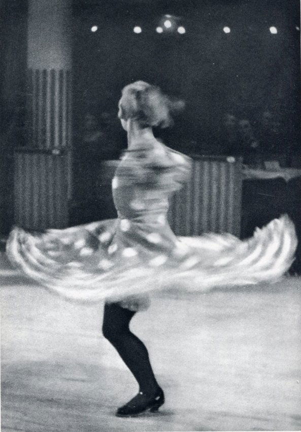 Ilse Bing: Twirling (1 of 1)