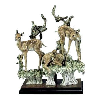 Giuseppe Armani Early Days Figurine: Title: Early Days Maker: Giuseppe Armani Size: 16.5 x 16.5 inches Limited Edition: 29/975 Reference #: 0557S Comes with box, framed certificate Giuseppe Armani was an Italian sculptor born in the vill