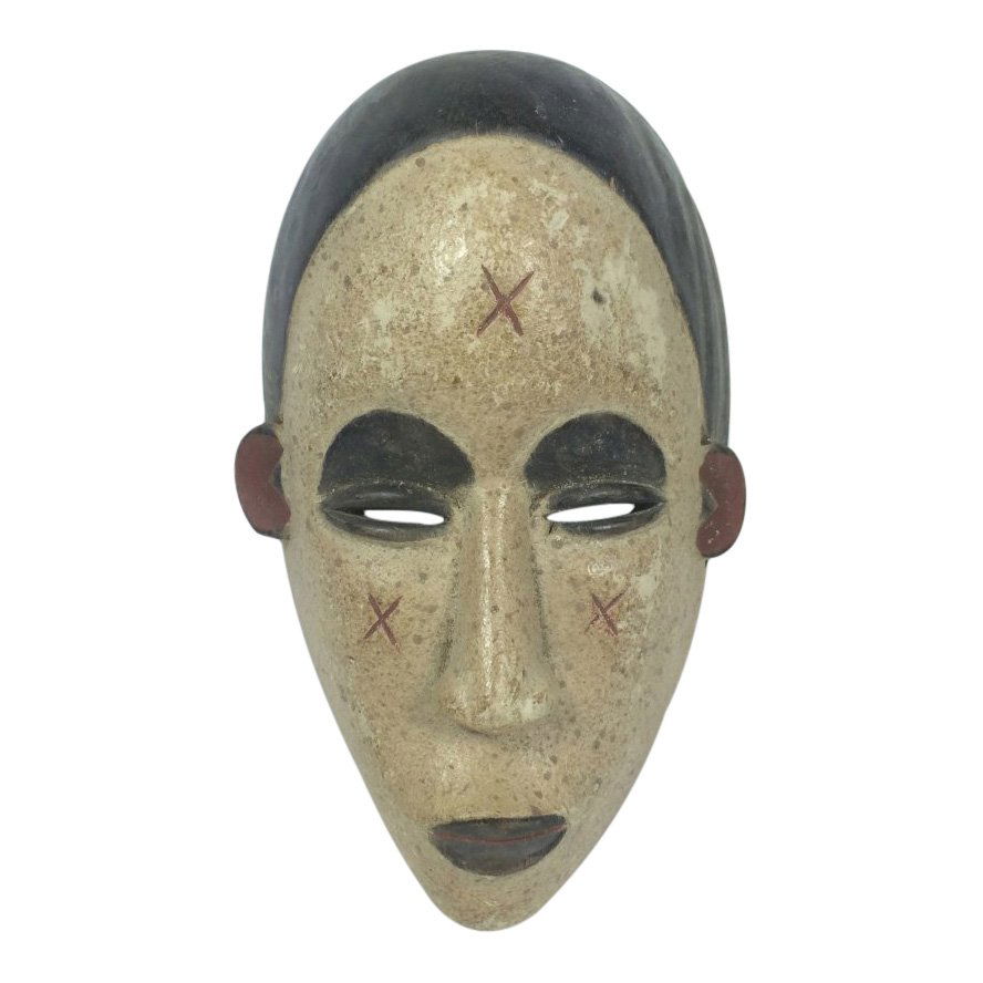 Bacongo Mask (1 of 4)