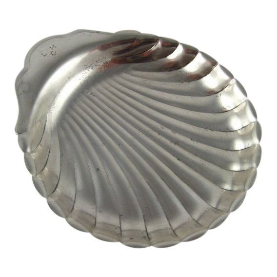 Tiffany & Co Sterling Silver Scallop Shell Dish (1 of 7)