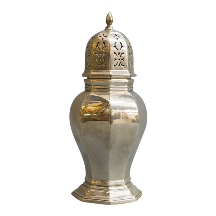 English Sterling Silver Caster Early 20th C (1 of 2)