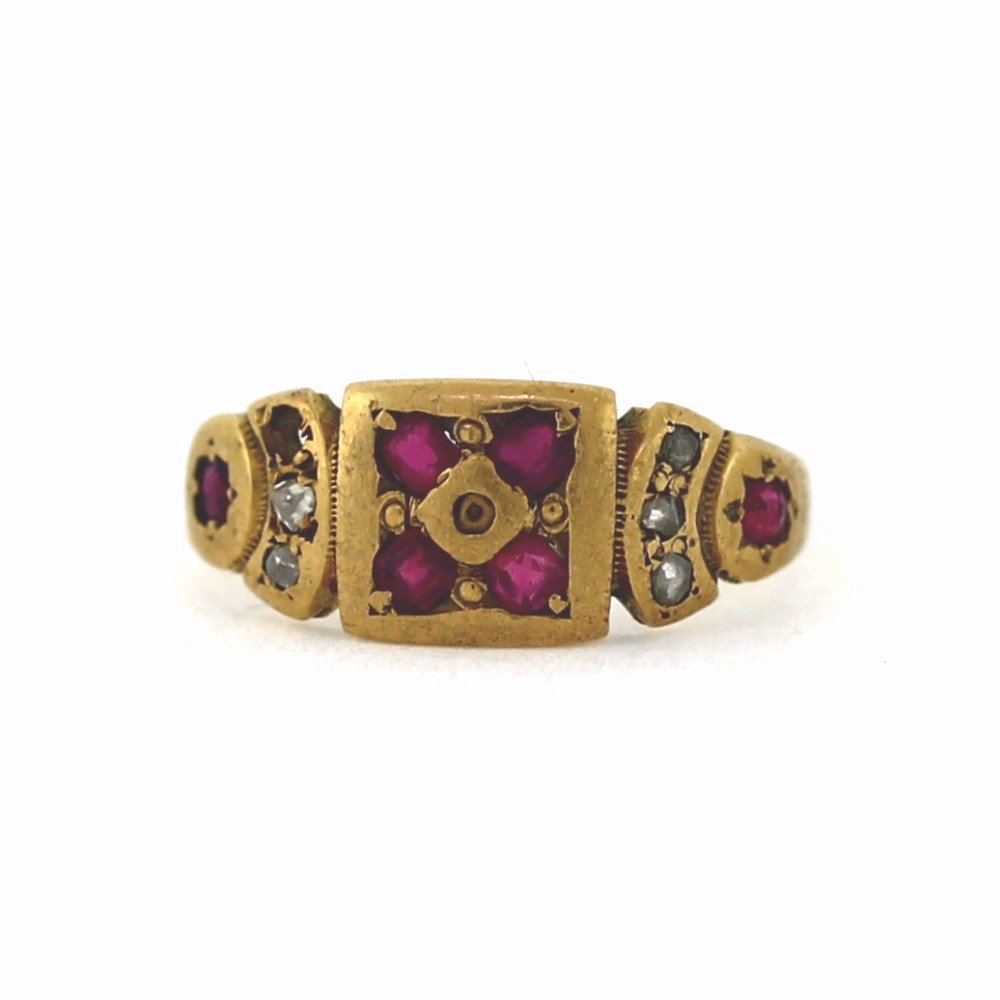 18K Yellow Gold Ruby Ring (1 of 3)