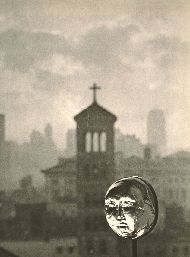 Andre Kertesz: Face New York (1 of 1)