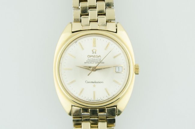 Omega Constellation Oversized Gold Watch (1 of 4)