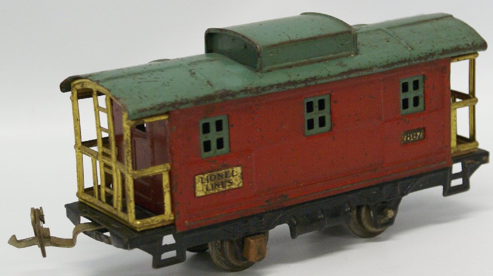 Prewar Lionel #807 Red & Green Toy Train Caboose Car (1 of 4)
