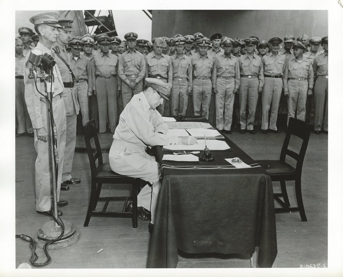 WWII USSC Photo, Douglas Macarthur: Item: WWII US Signal Corps Photo 210625-s, Douglas Macarthur on the U.s.s. Missouri in Tokyo Bay Subject: Original WWII U Signal Corps Photos Image Date: 1944-1945 Medium: Photographic gelatin silver 