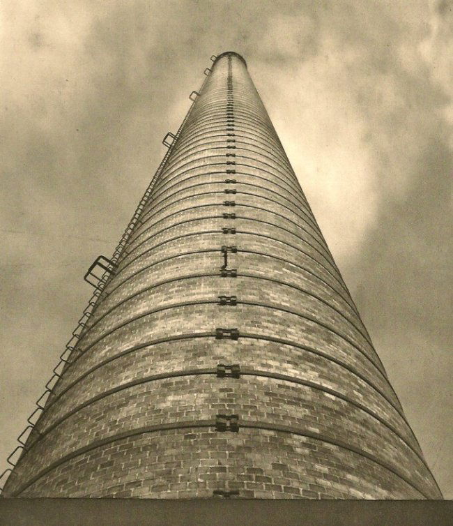 Vilem Bauer: Symmetry (1 of 1)