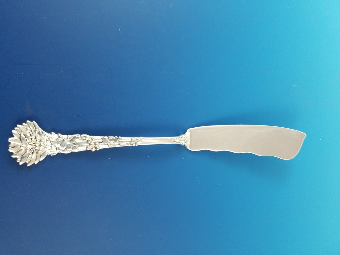 Holly by Tiffany & Co Sterling Master Butter Knife (1 of 5)
