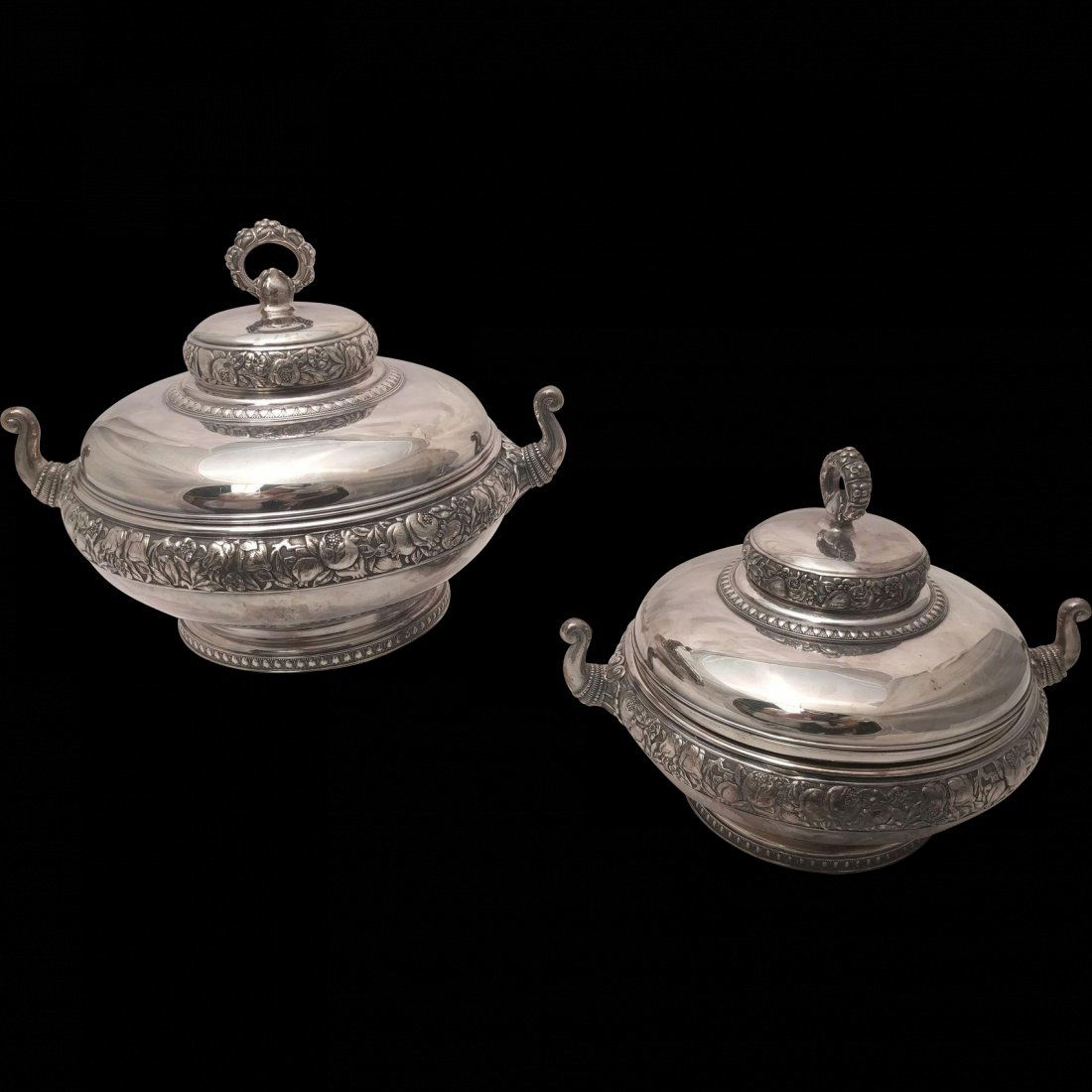 Two Silver Tiffany & Co. Vegetable Tureens (1 of 5)