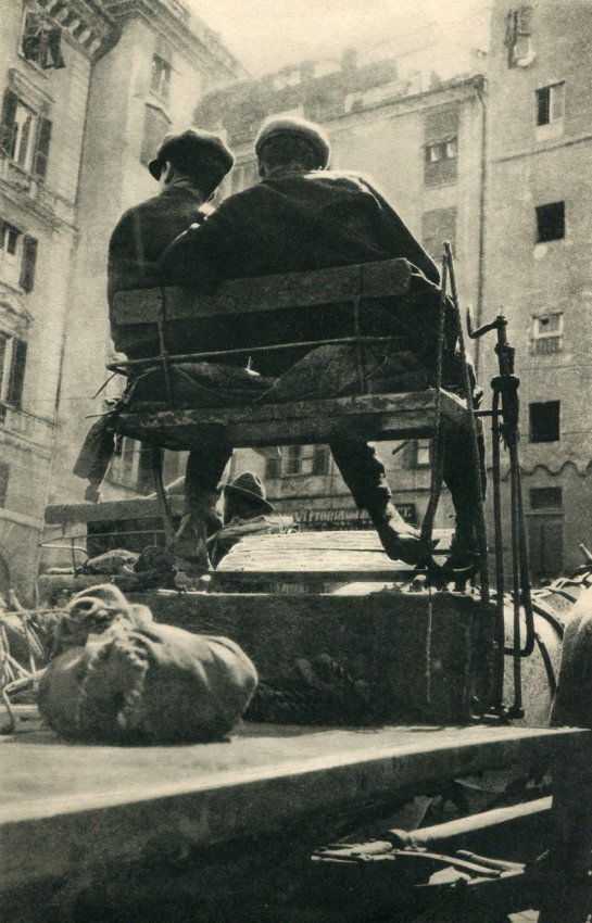 Herbert Bayer: Wagon (1 of 1)