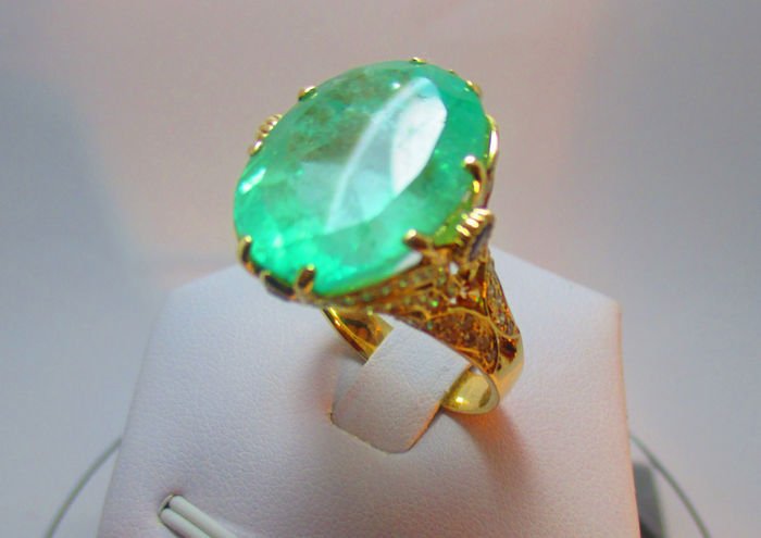 14K Yellow Gold Emerald Diamond Sapphire Ring, 15.31ct (1 of 10)