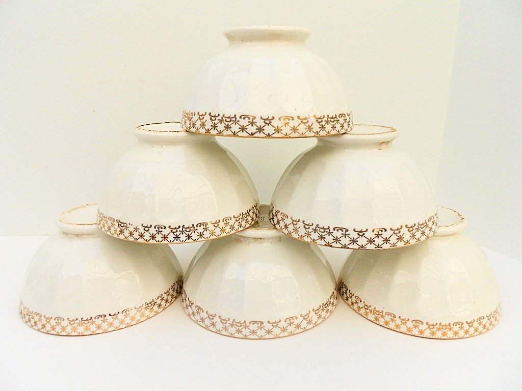 Six French Moulin des Loups Ceramic Cafe au Lait Bowls (1 of 5)