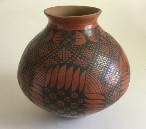 Large Mata Ortiz Paquime Indian Pottery Vase (1 of 6)