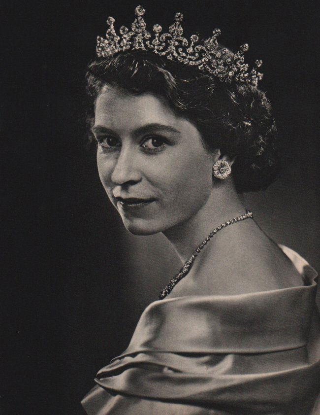 Yousuf Karsh: HRH Queen Elizabeth II (1 of 1)