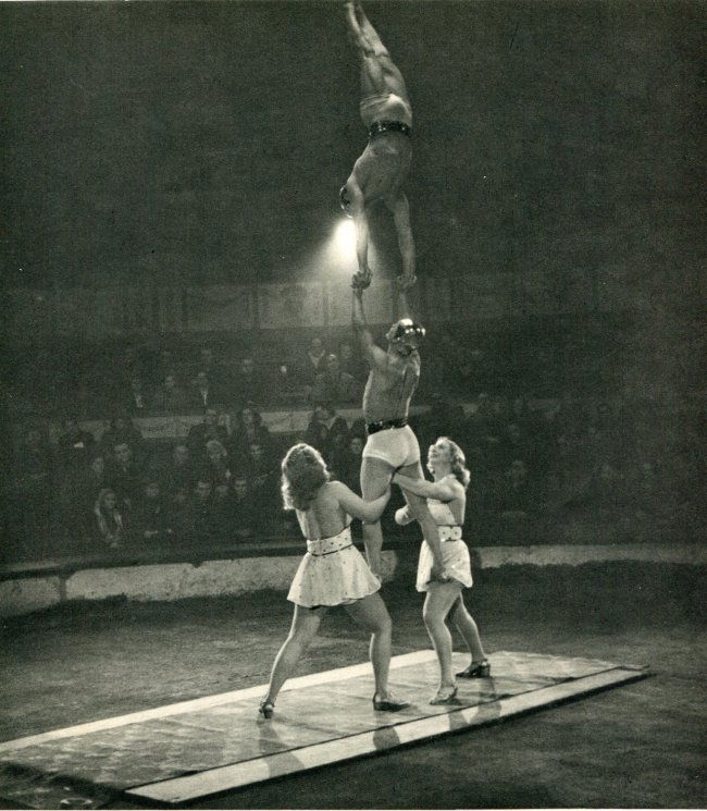 Marcel Bovis: Les Barbares (1 of 1)