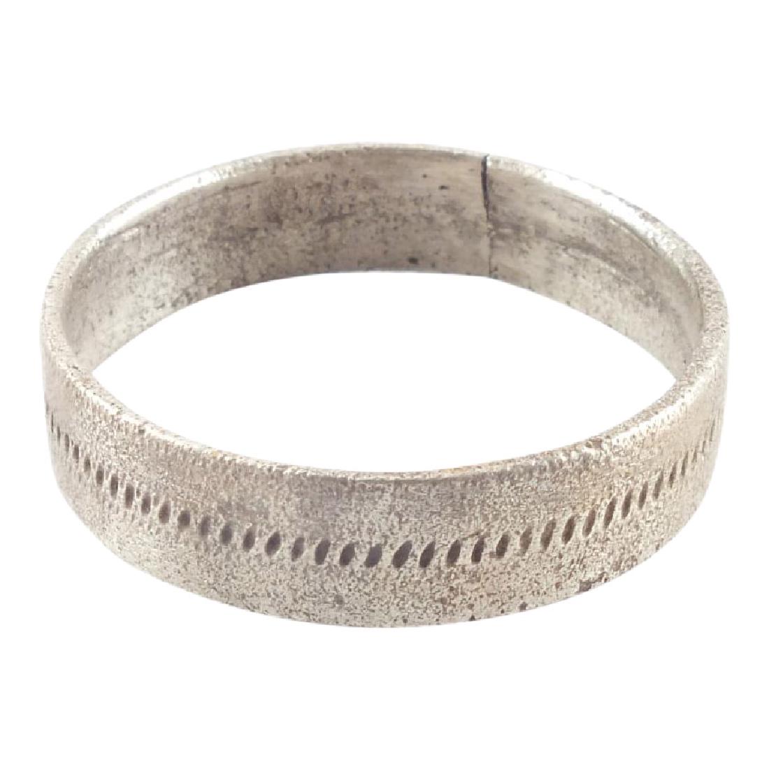 Viking Man's Wedding Ring 850-1050 AD (1 of 3)