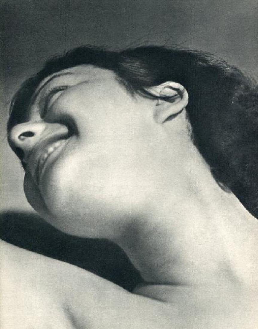 Yvonne Chevallier: Tete de Femme: Print Title: Tete de Femme Artist: Yvonne Chevallier Medium: Vintage Sheet-Fed Gravure Printer: La Neogravure Printing Date: 1936 Image Size: 7 x 9 inches No Reserve: This lot starts at $1 and has no 