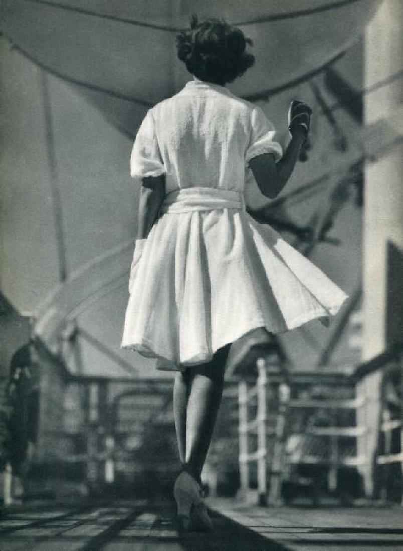 Arthur O'Neill: Robe: Print Title: Robe Artist: Arthur O'Neill Medium: Vintage Sheet-Fed Gravure Printer: Beck Engraving Co Philadelphia Printing Date: 1936 Image Size: 8 x 11 inches No Reserve: This lot starts at $1 and h