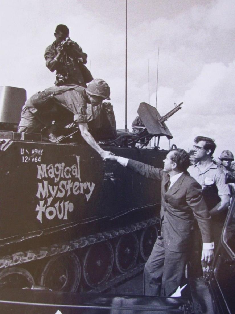 Lot of 15 Vintage Photos, Richard Nixon (1 of 7)