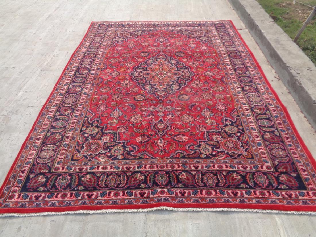 Persian Kashan Rug 9.5x6.8: Item: Persian Kashan Rug Size: 9.5x6.8 Please note that this lot has a reserve. When you leave a bid in advance of the auction, submit your maximum. Jasper52 will bid on your behalf as much as necessa