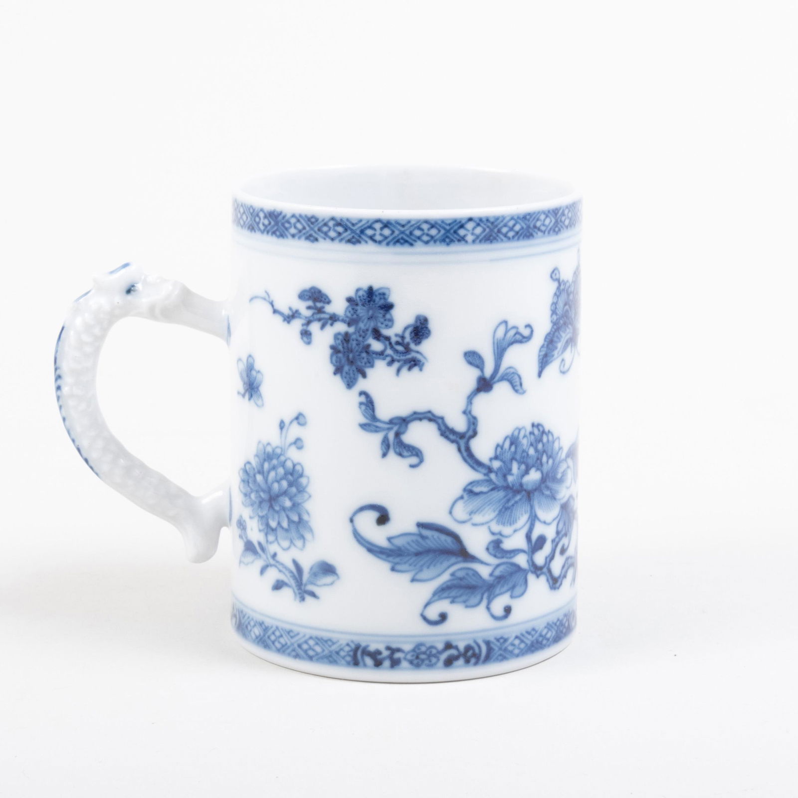 Chinese Export Porcelain Mug (1 of 6)