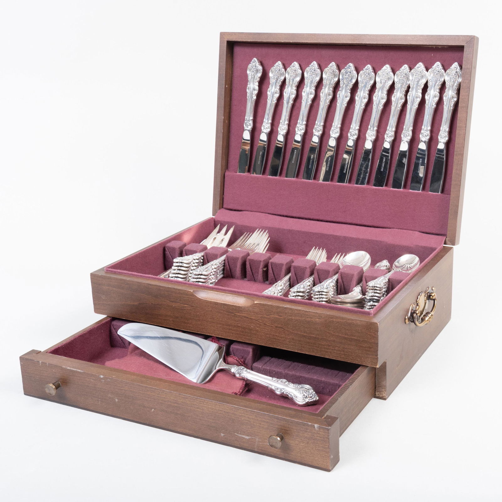 Towel Silver Part Flatware Service in the 'El Grandee' (1 of 4)