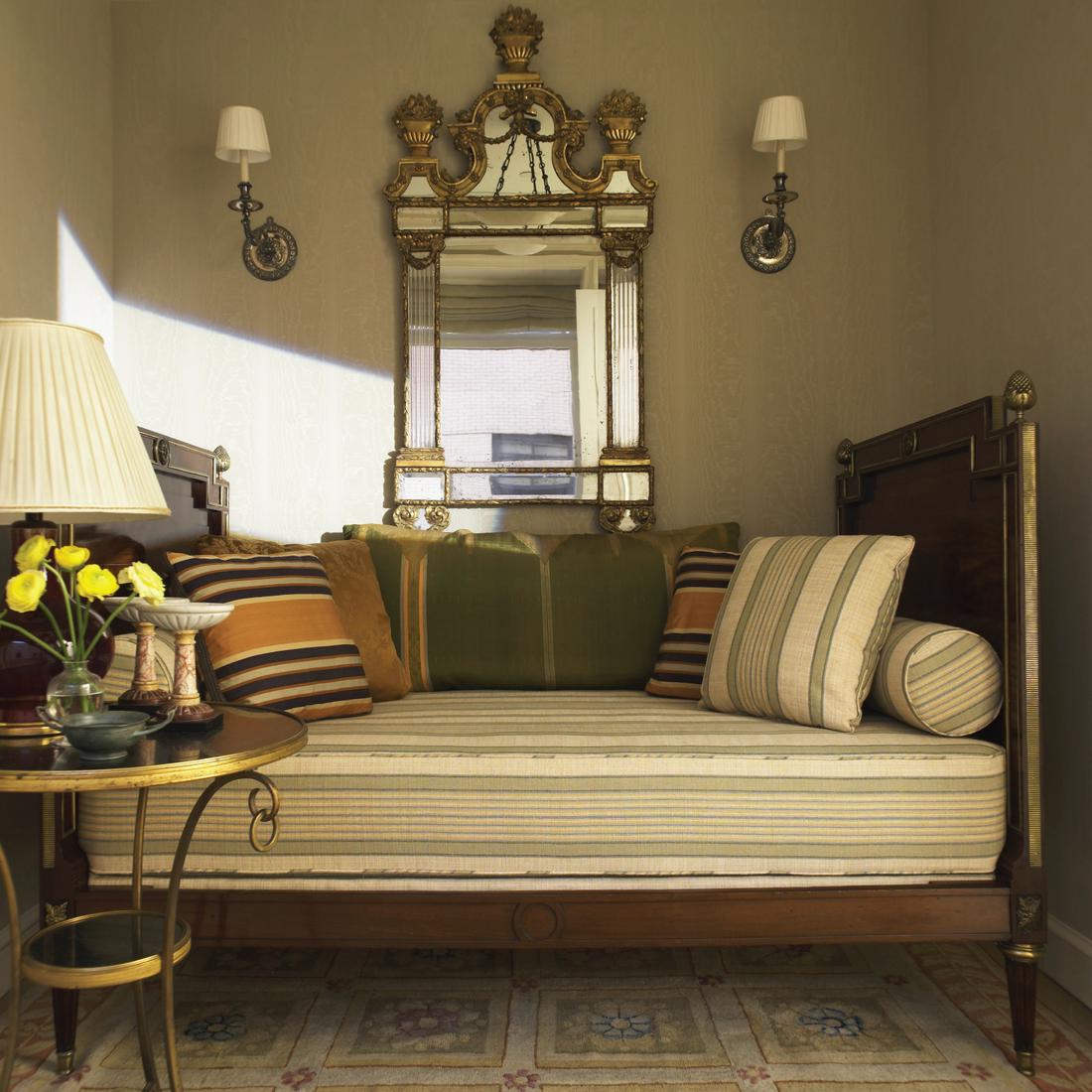Fine Louis XVI Ormolu-Mounted Mahogany Bed, stamped J.: Fine Louis XVI Ormolu-Mounted Mahogany Bed, stamped J. Pafrat Jean-Jacques Pafrat, maître in 1785. 51 1/2 x 44 1/2 x 76 in., interior mattress dimensions: 70 x 42 in.